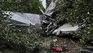 Adana'da eğitim uçağı düştü: Pilot ve yolcu ağır yaralı 